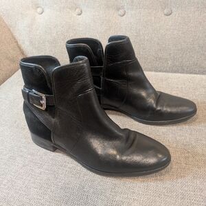 Michael Kors ankle boot size 9 color black